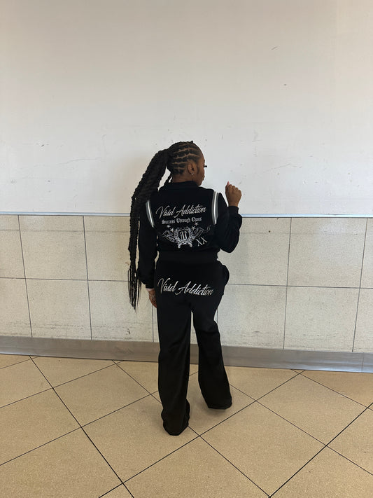 The “Everyday” Velour Set Blk